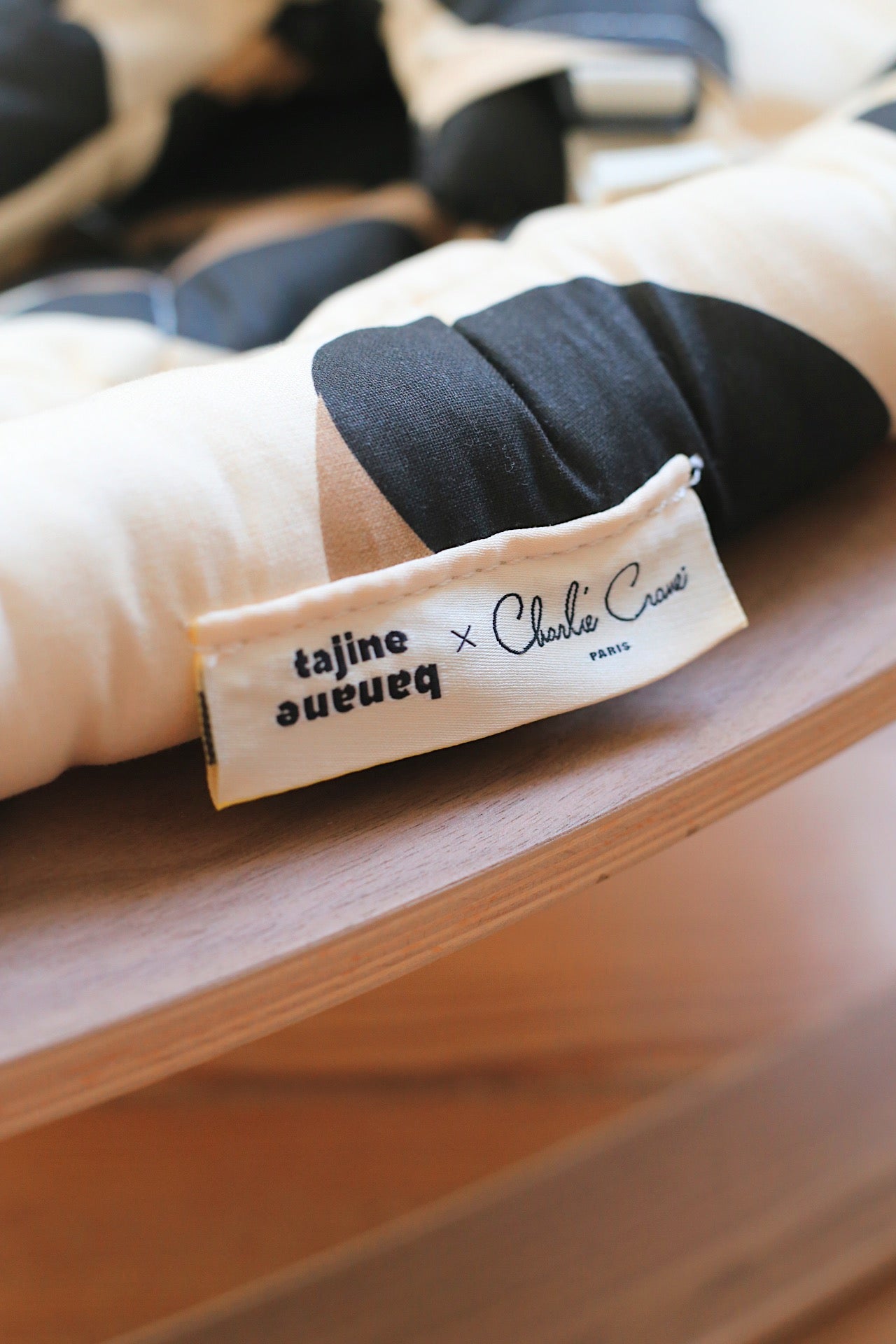 Charlie Crane x Tajinebanane