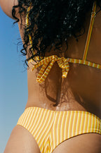 fr:Shahed porte une taille 36, en:Shahed wears a size 36, de:Shahed trägt Größe 36