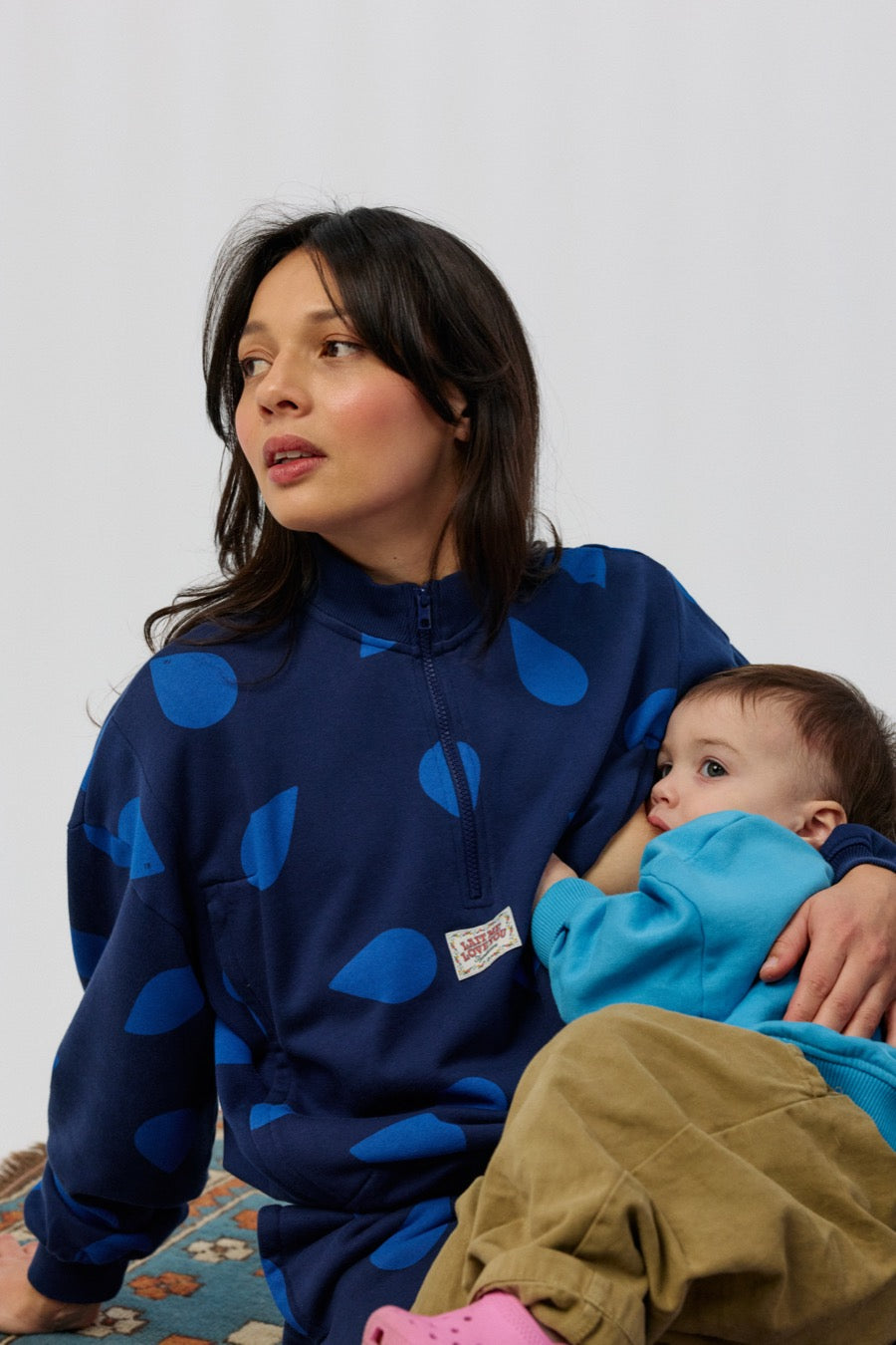 Stillsweatshirt Raining Milk