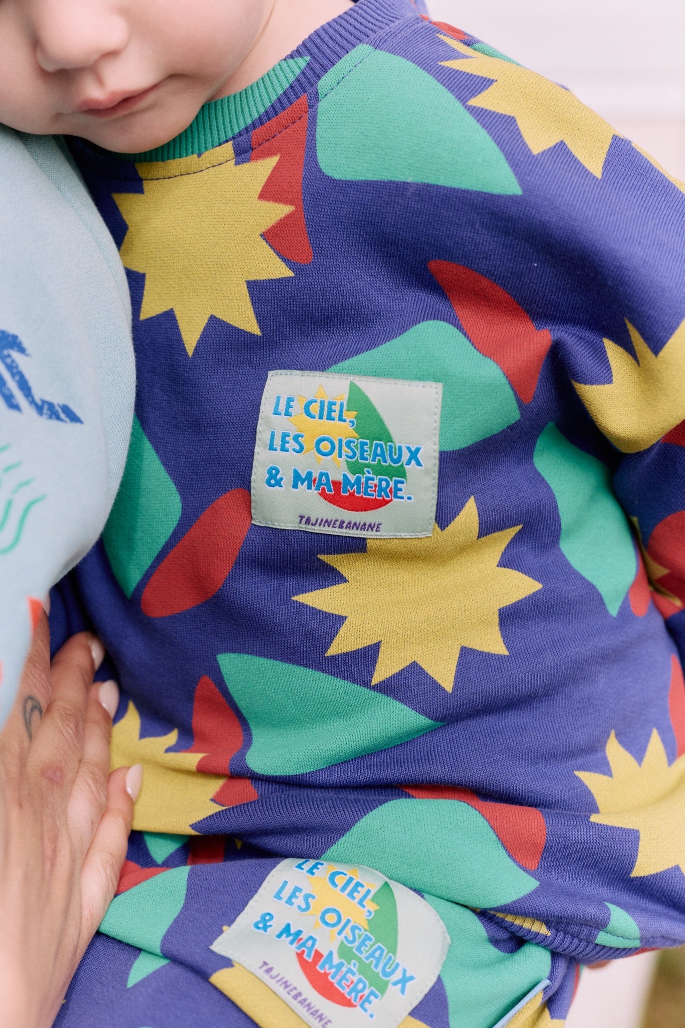 Kids-Sweatshirt "Le ciel les oiseaux et ma mère"
