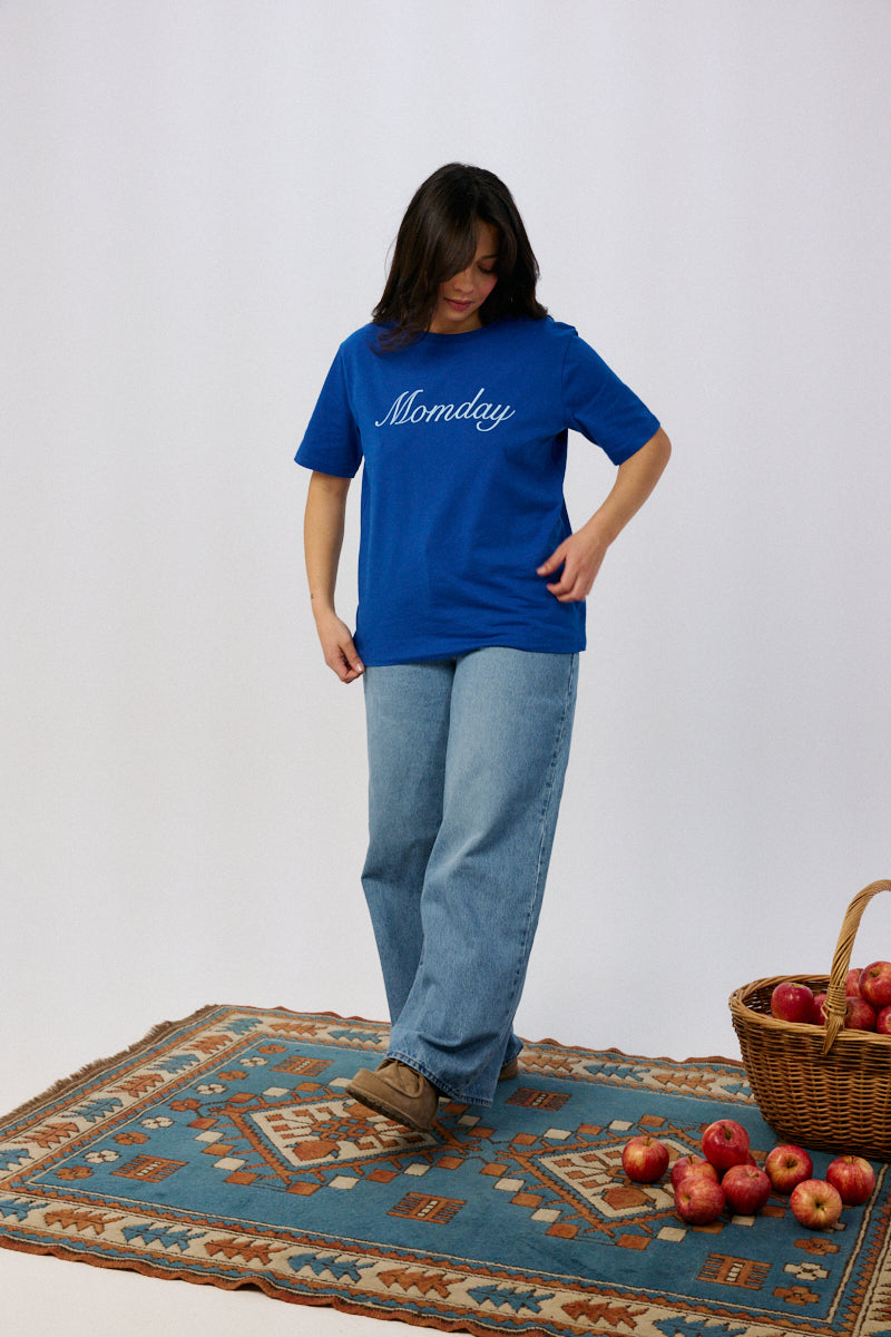 fr:Jeanne mesure 1m66 et porte une taille M, en:Jeanne is 1m66 and wears a size M, de:Jeanne ist 1m66 und trägt Größe M