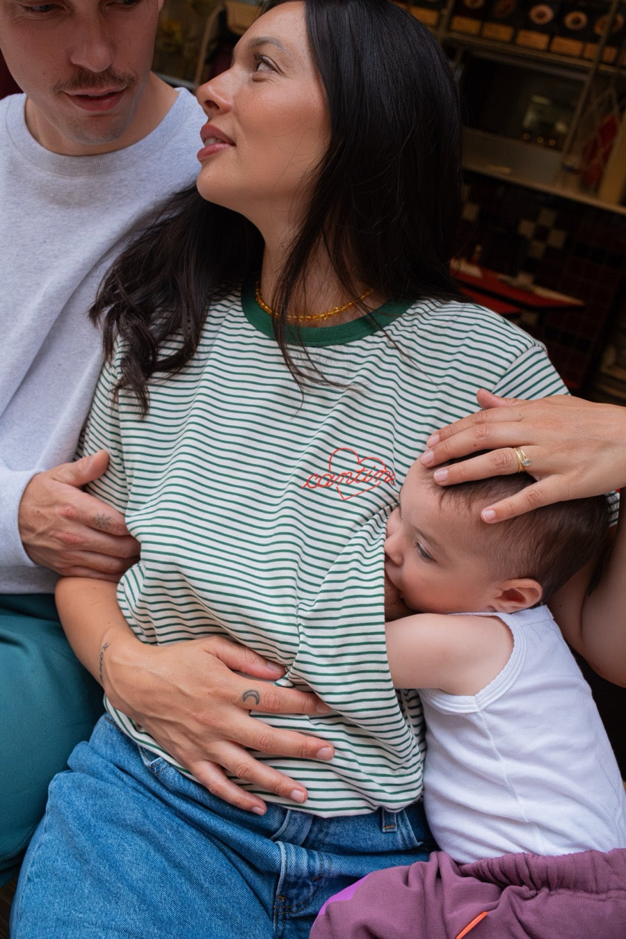 fr:Jeanne mesure 1m66 et porte une taille L, en:Jeanne is 1m66 and wears a size L, de:Jeanne ist 1m66 und trägt Größe L
