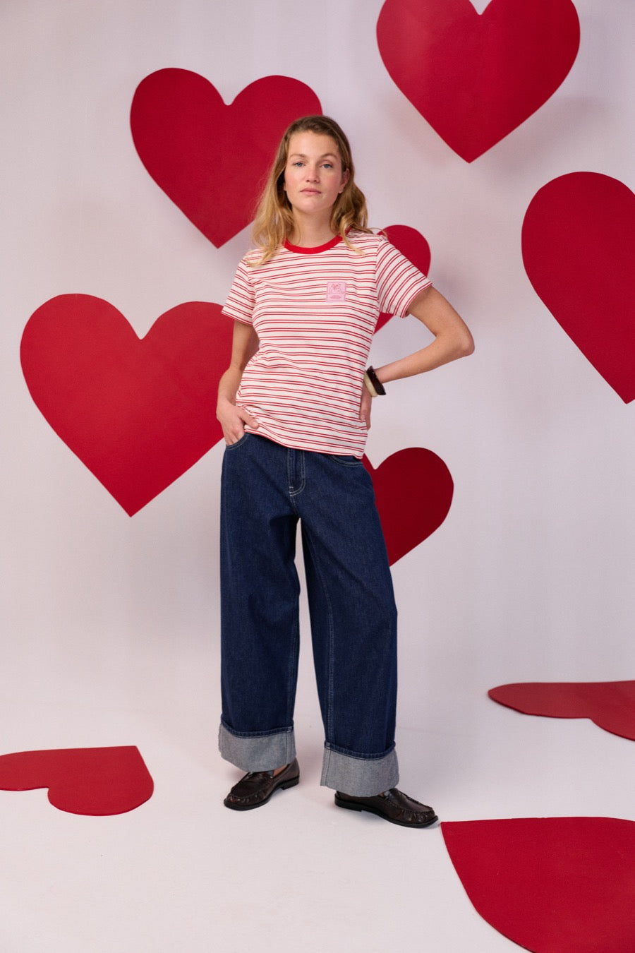 fr:Violette mesure 1m73 et porte une taille S, en:Violette is 1m73 and wears a size S, de:Violette ist 1m73 und trägt Größe S