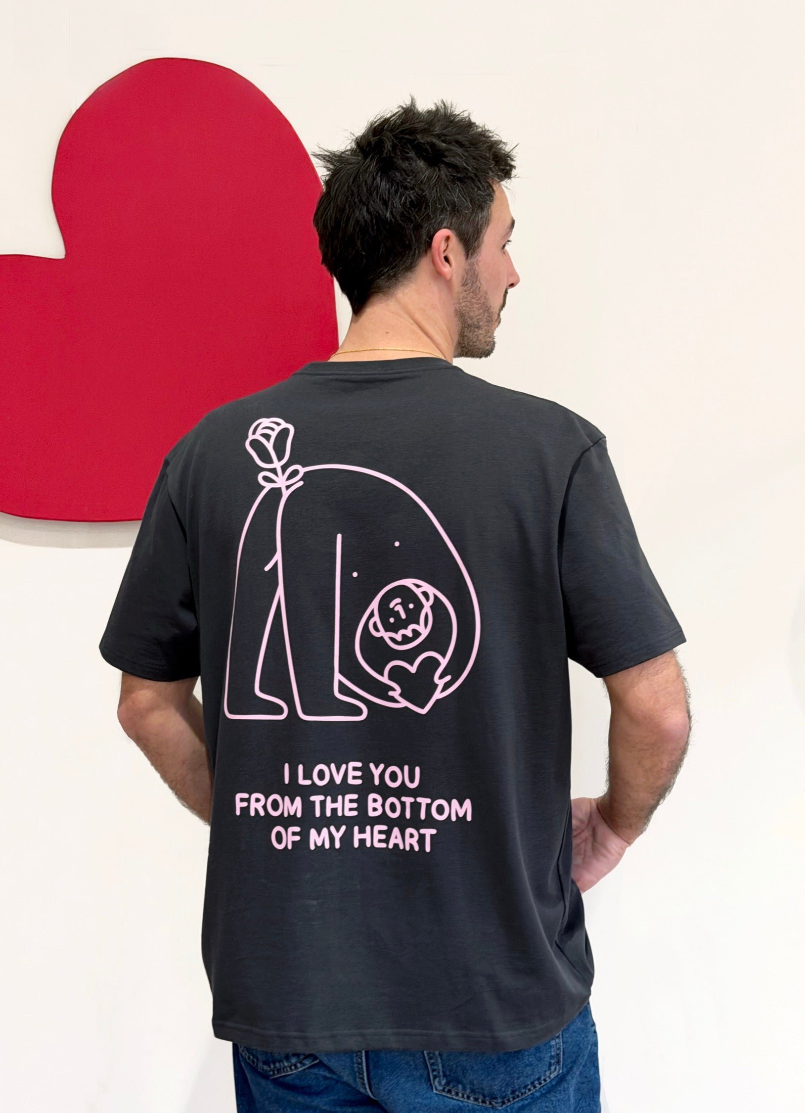 fr:Nico mesure 1m82 et porte une taille L, en:Nico is 1m82 and wears a size L, de:Nico ist 1m82 und trägt Größe L