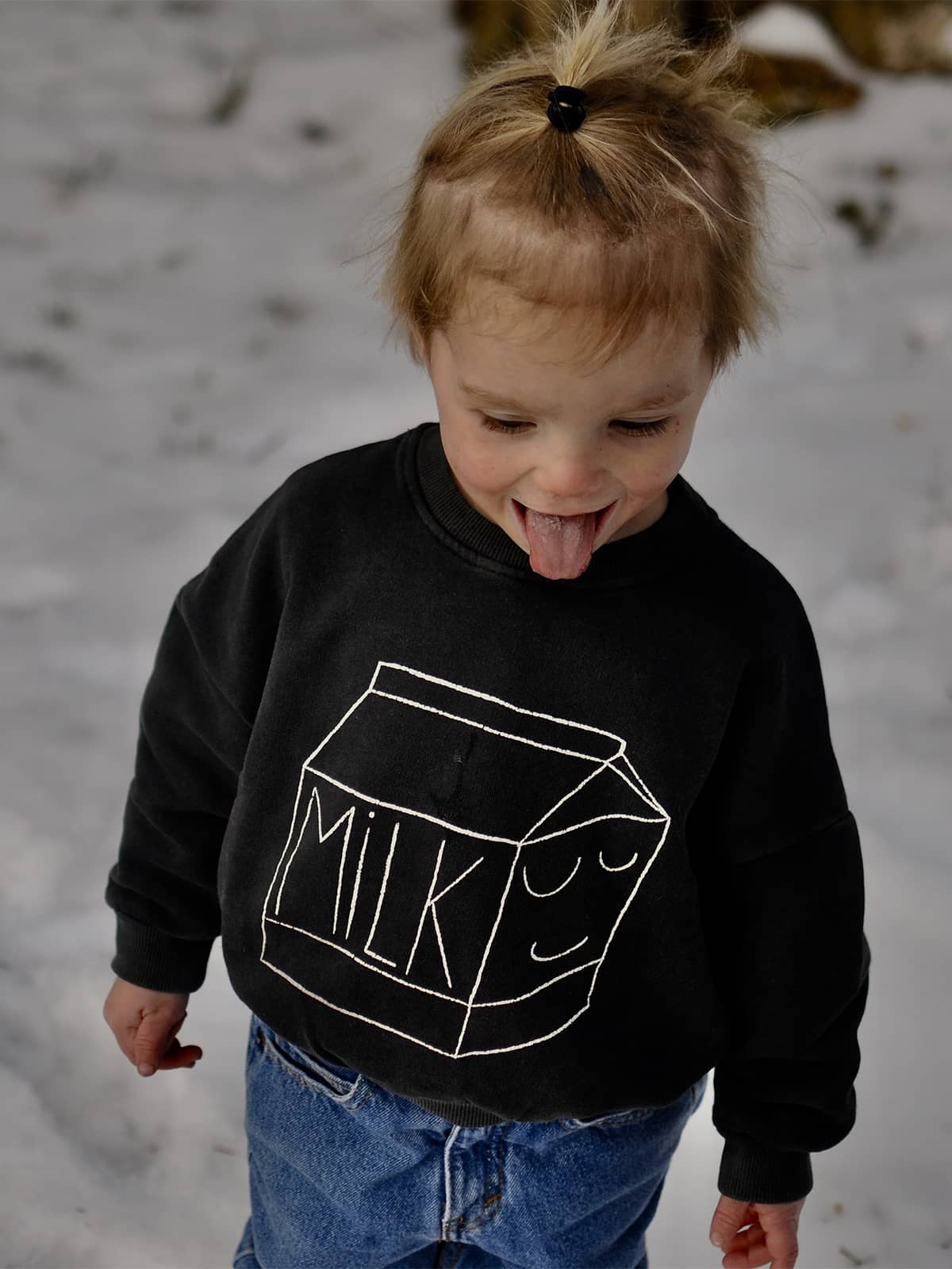 Sweat hiver milk enfant - Tajinebanane | Tommy a 2 ans et porte une taille 2 ans